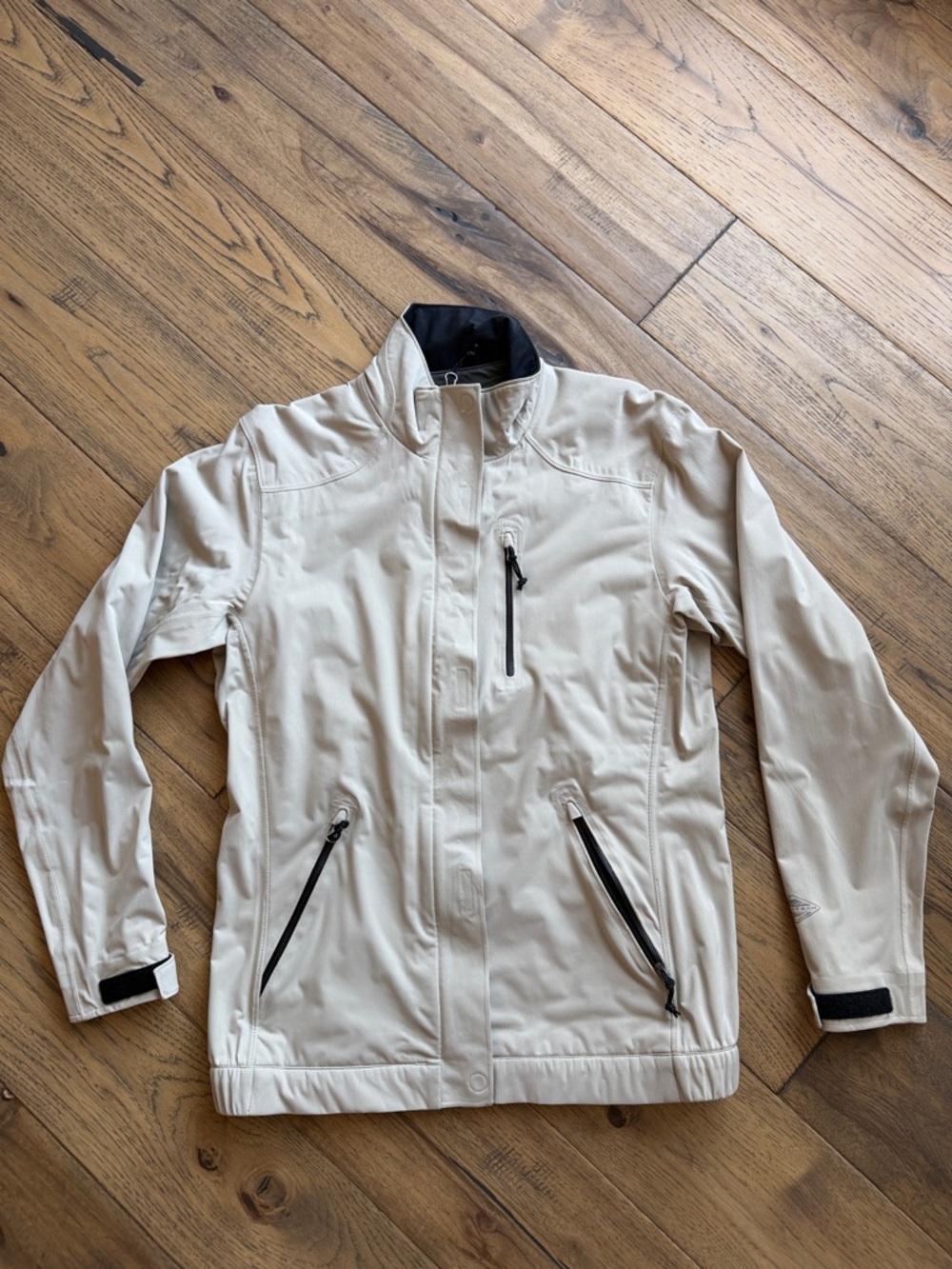 Columbia Titanium Omni-Tech Women’s Light Beige Rain Jacket